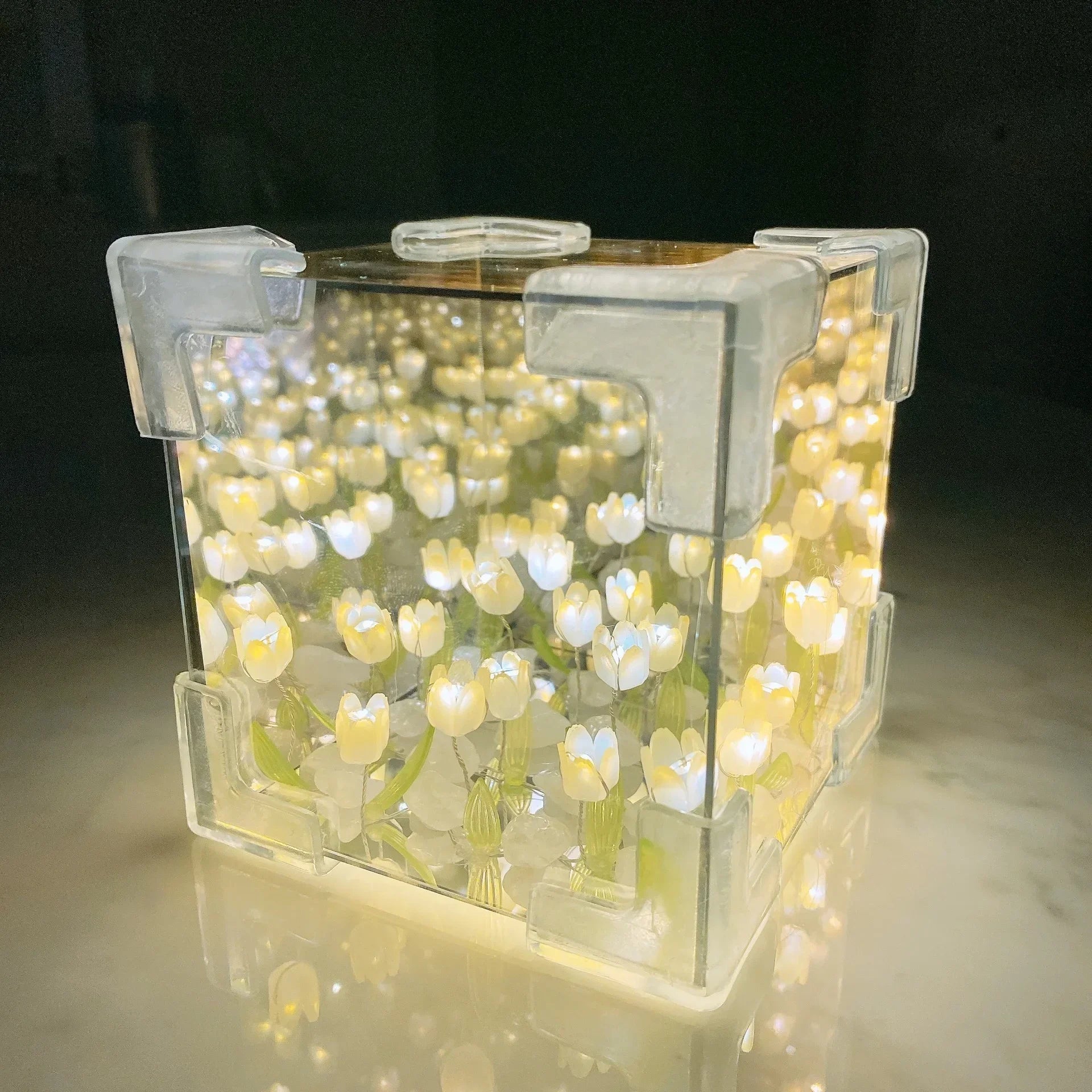 🌷 AuraWow™ – Tulip Night Light Cube